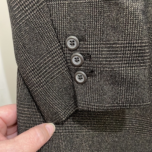 Lane Bryant dark brown suit jacket/blazer with faux leather trim.Size 26 - Picture 5 of 9